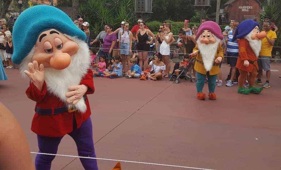 Getting up close with Disney parade characters