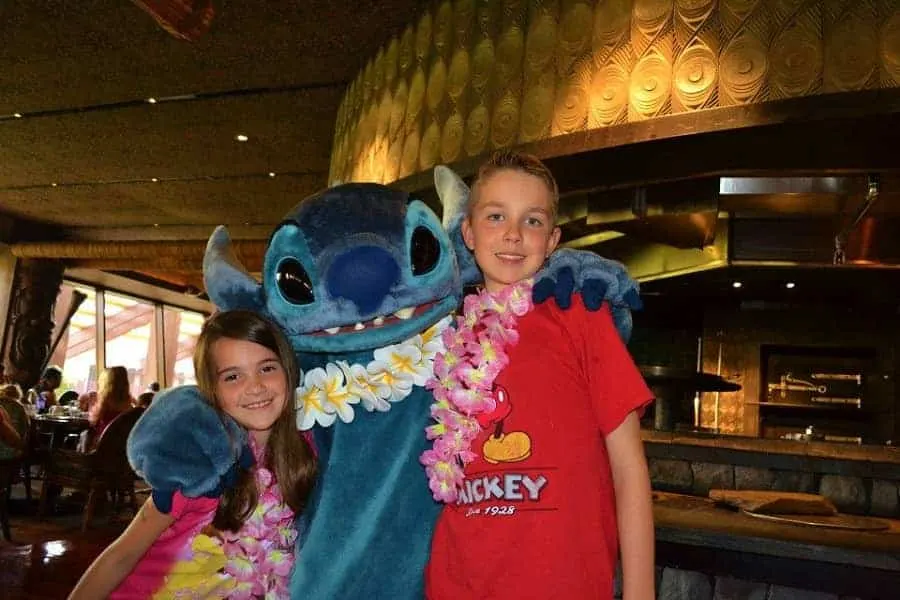 Stitch 'Ohana Meet & Greet