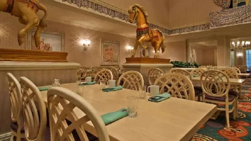 Inside the 1900 Park Fare restaurant
