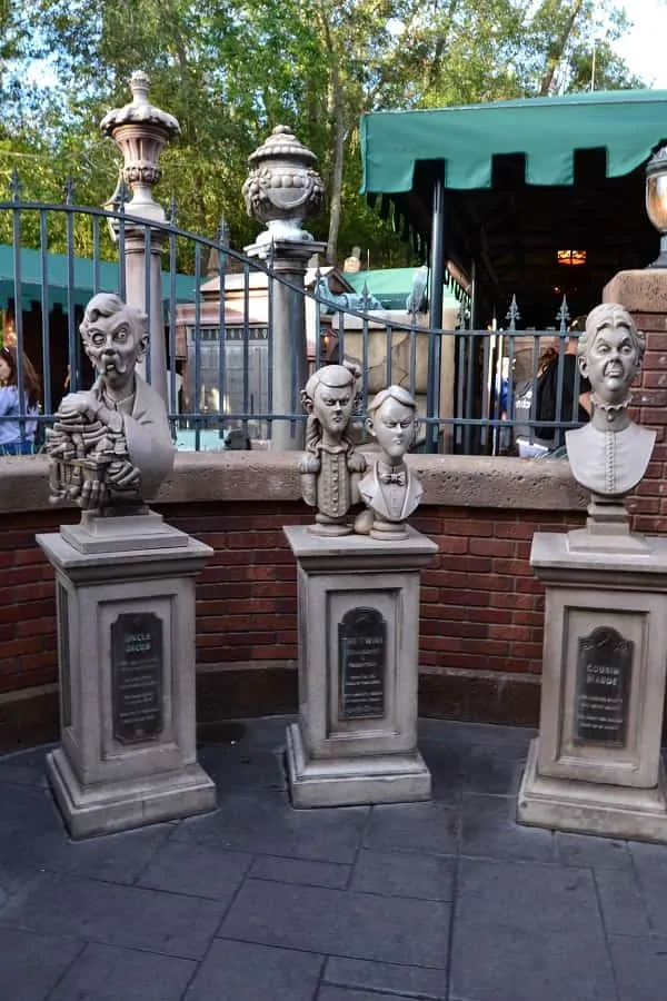 Funny Busts at Haunted Mansion