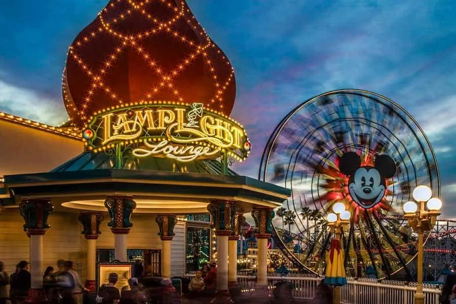 Lamplight Lounge in Disneyland California Adventure