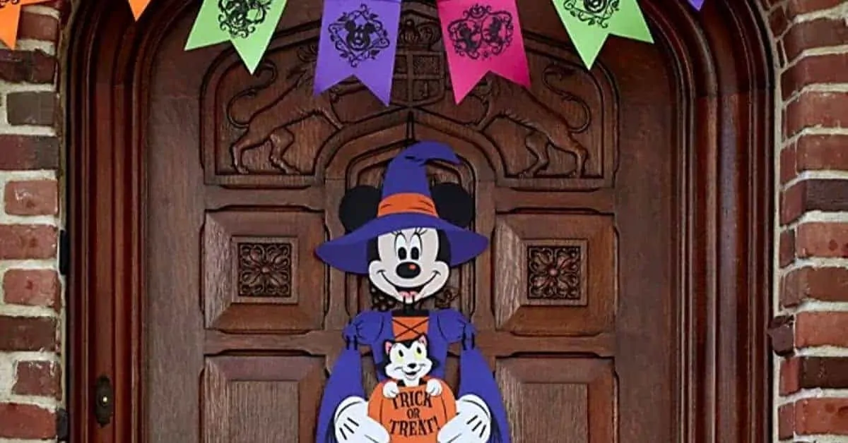 Top Disney Themed Halloween Decor