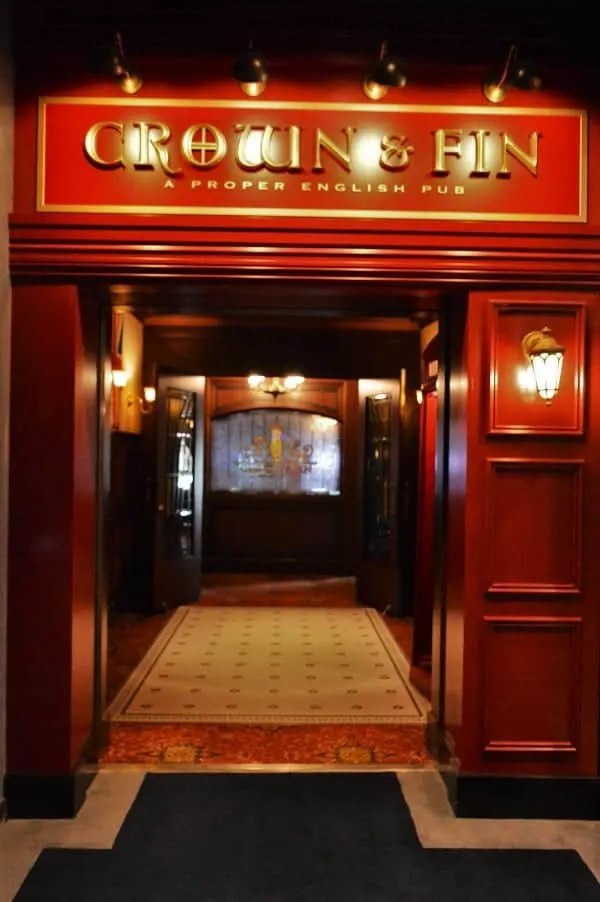 Crown & Fin Pub on the Disney Wonder