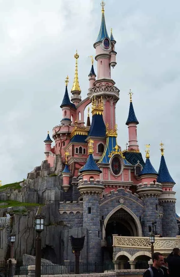 JKwanny on X: The back of Sleeping Beauty's castle in Disneyland Paris  #sleepingbeautyscastle #disneycastle #disneylandparis  #disneylandparisresort #disneyparks #themepark #dlp   / X