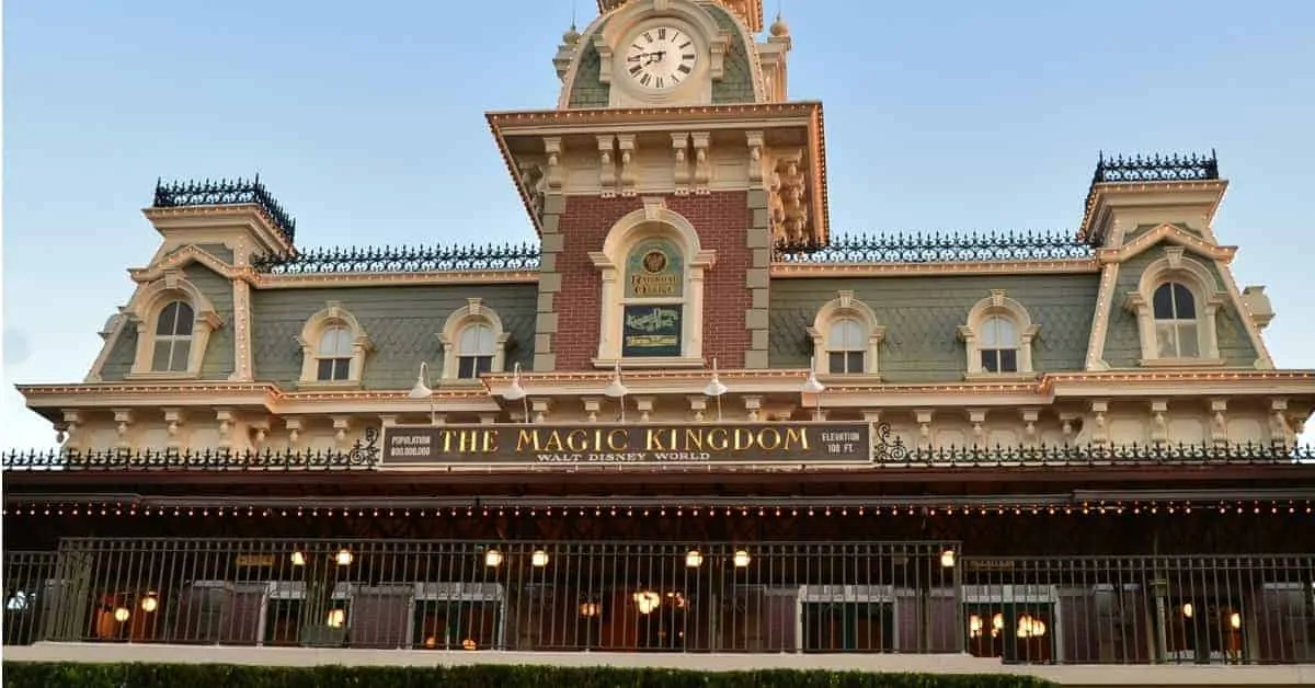 Secrets of Magic Kingdom Park