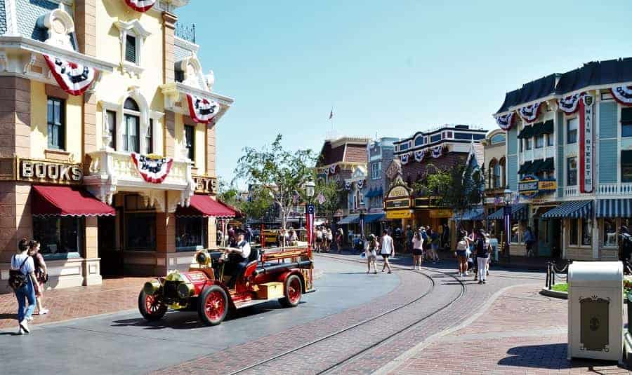 Disneyland Main Street USA