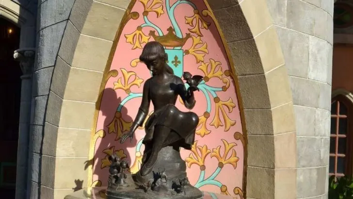 Cinderella Fountain found in Magic Kingdom