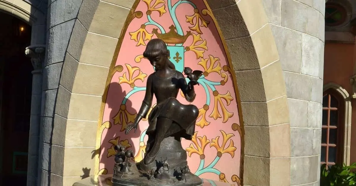 Cinderella Fountain found in Magic Kingdom