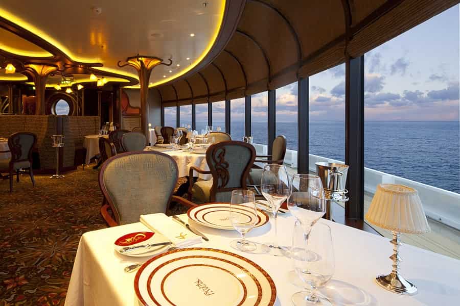 disney cruise dream restaurants