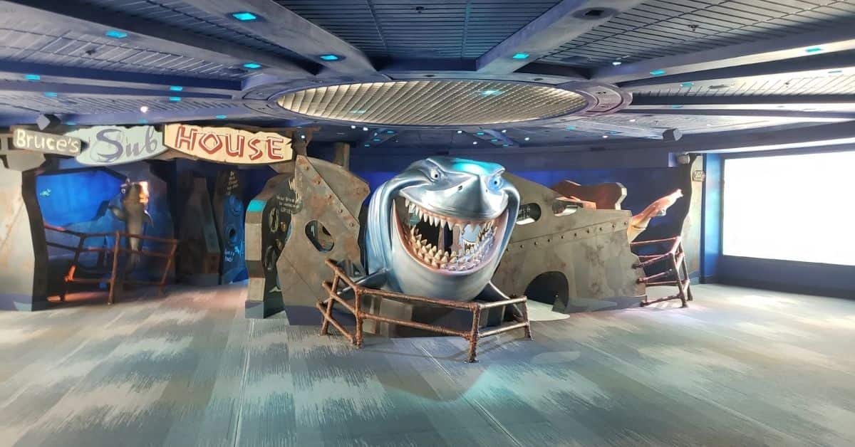 Bruce's Sub House in the Aquarium