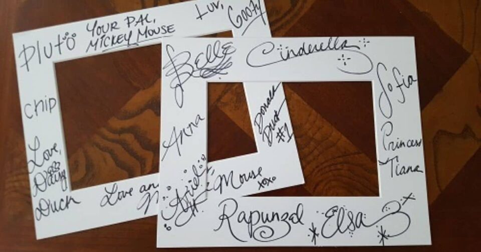 Ways to Display Disney Character Signatures | Disney Insider TIps