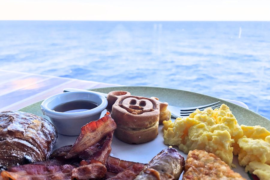disney fantasy cruise ship activities