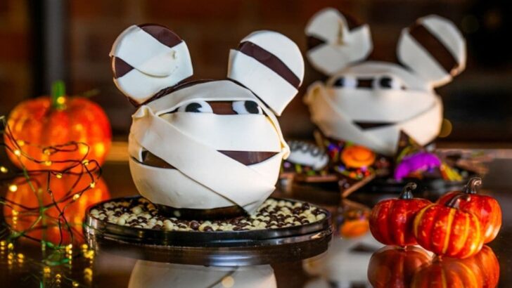 Mickey Halloween Apples