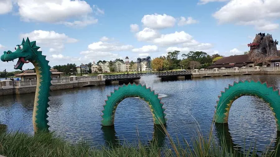 Cheapest way to go to Disney World