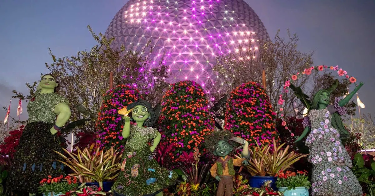 Encanto 2023 Topiary at EPCOT