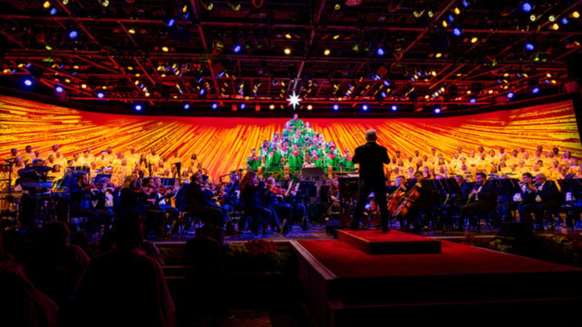 epcot candlelight processional show