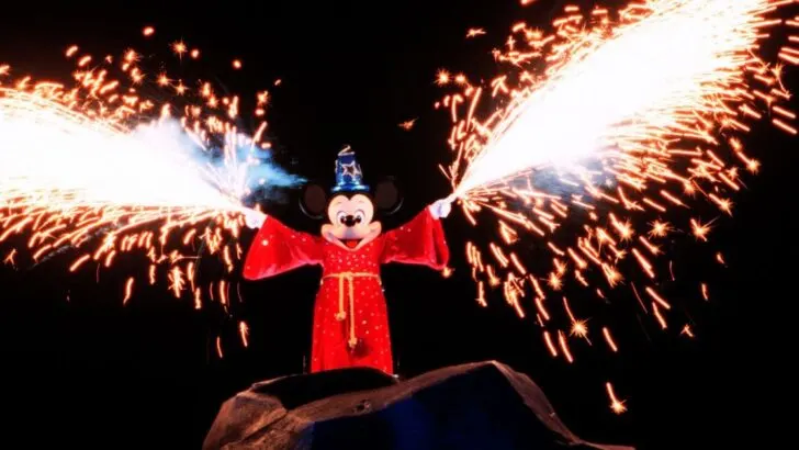 Fantasmic at Hollywood Studios