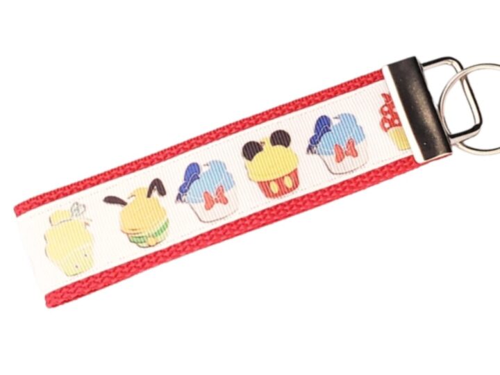 Image for Disney Fab Five Cupcakes Key Fob