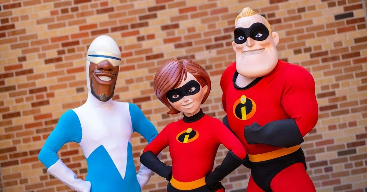 Meet Incredible at Pixar Place