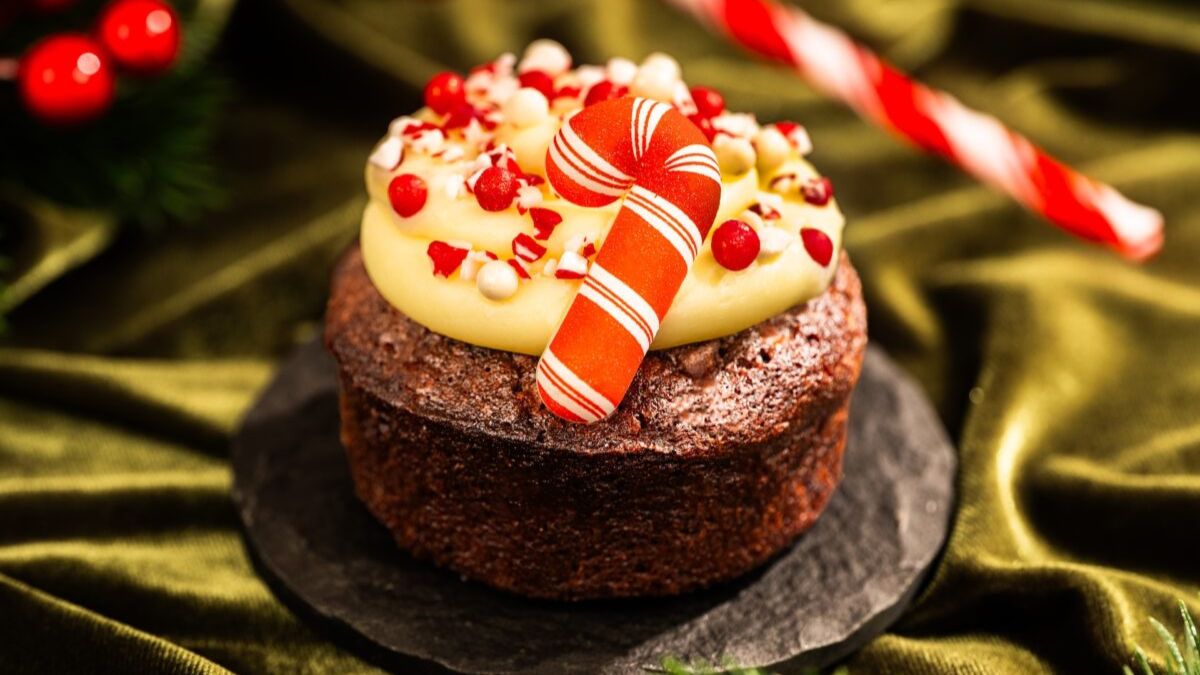 15 Disney Christmas Treats You Must Try in 2025 peppermint brownie
