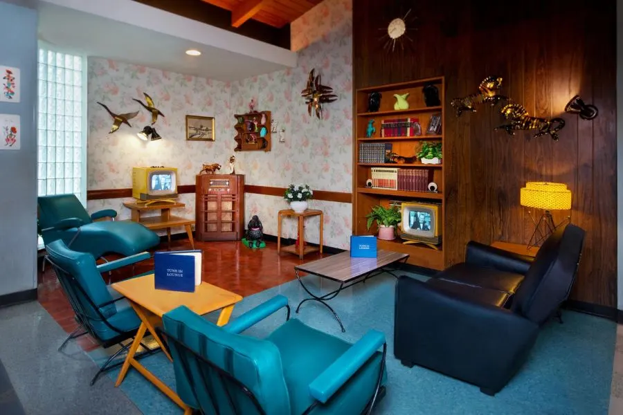Prime Time Cafe Living Room